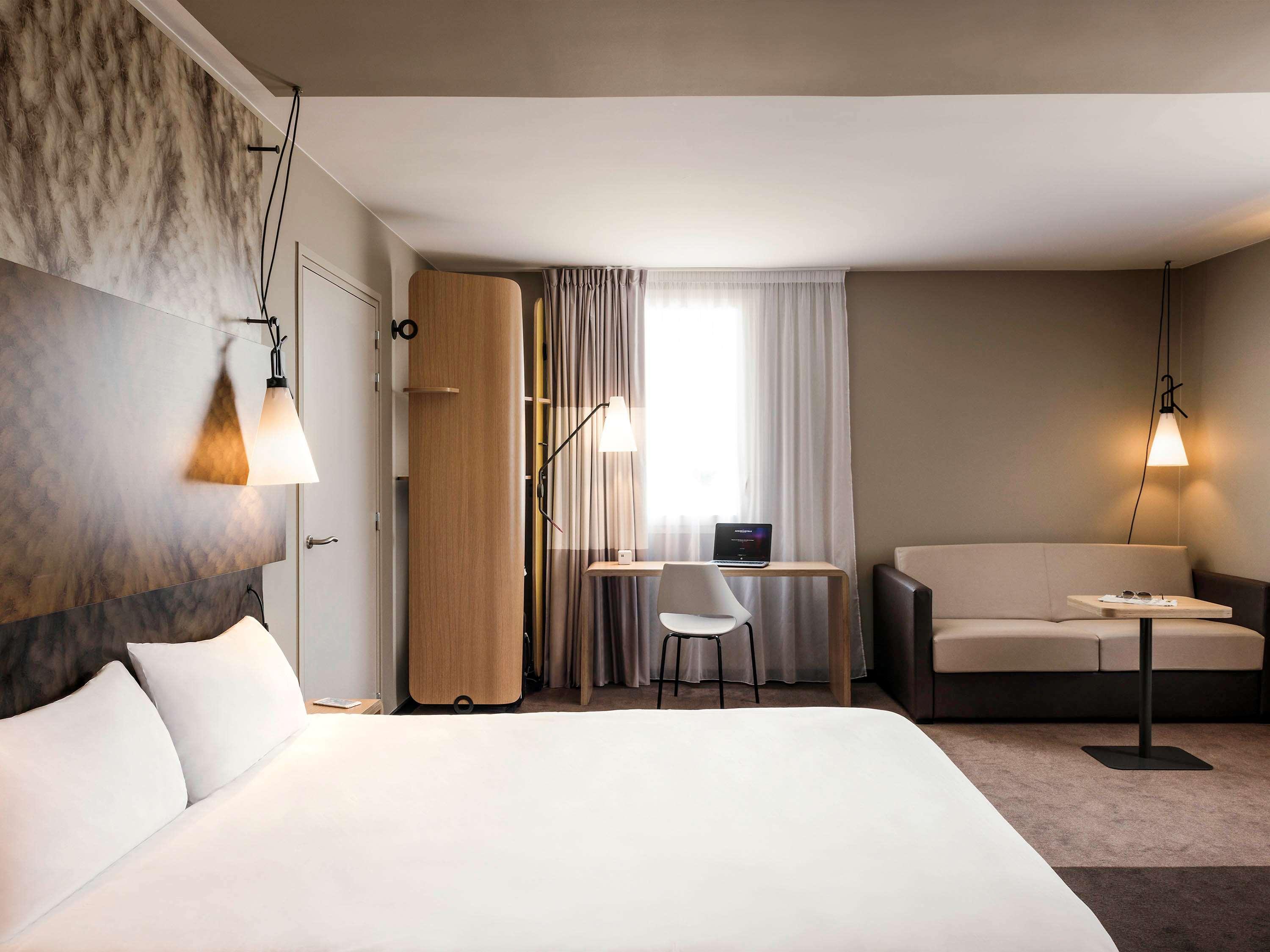 Ibis Hotel Saint Quentin en Yvelines Vélodrome Montigny-le-Bretonneux Buitenkant foto