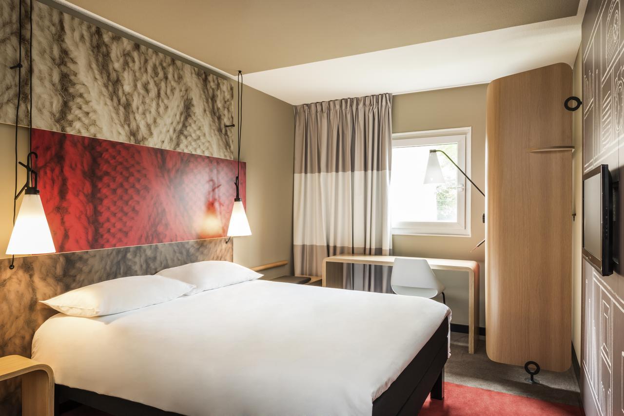 Ibis Hotel Saint Quentin en Yvelines Vélodrome Montigny-le-Bretonneux Buitenkant foto