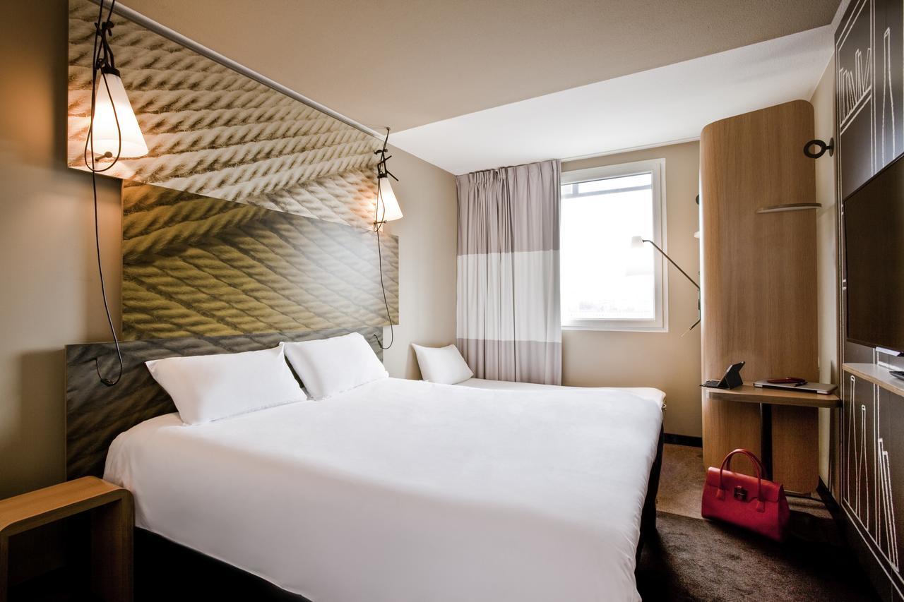 Ibis Hotel Saint Quentin en Yvelines Vélodrome Montigny-le-Bretonneux Buitenkant foto