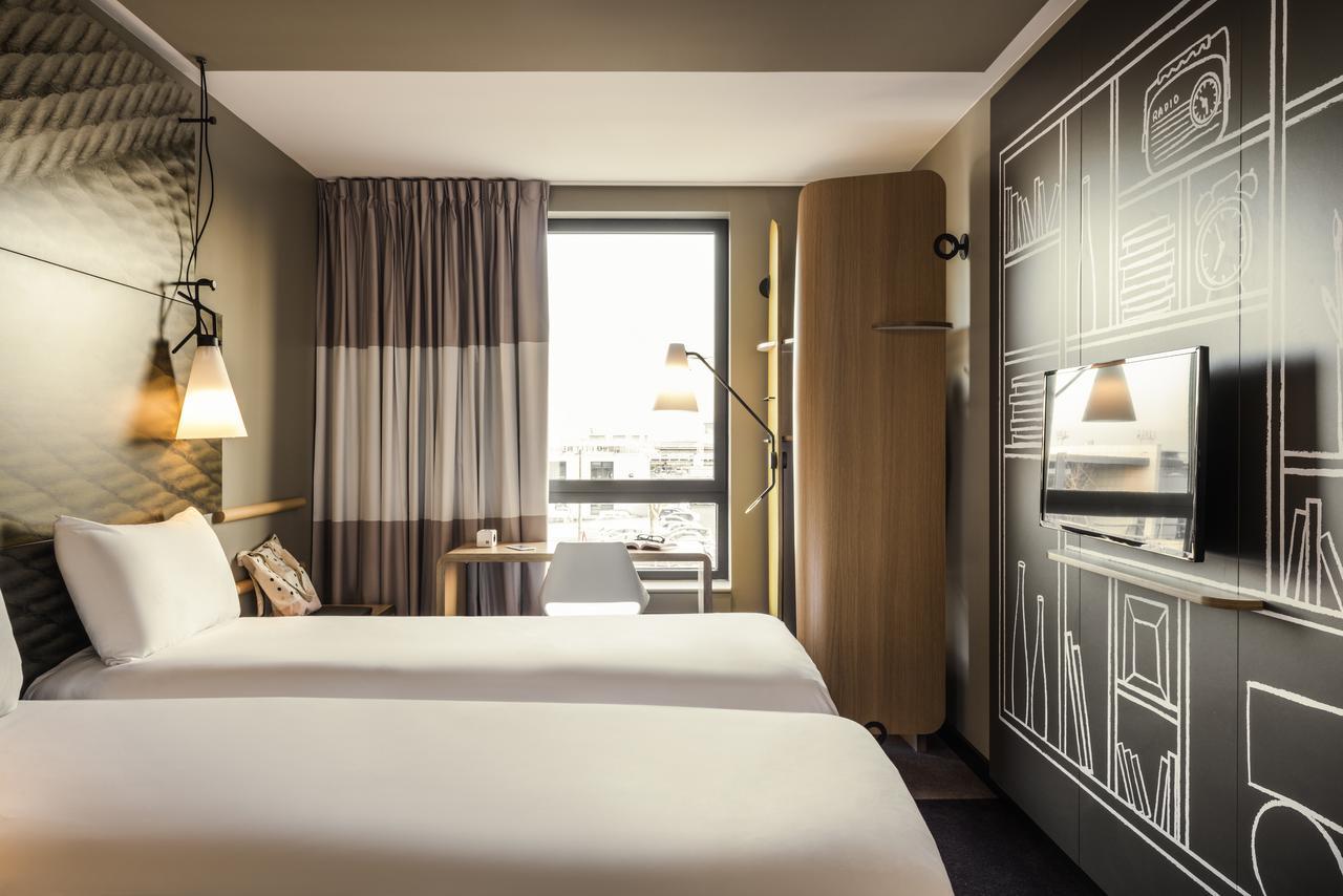 Ibis Hotel Saint Quentin en Yvelines Vélodrome Montigny-le-Bretonneux Buitenkant foto