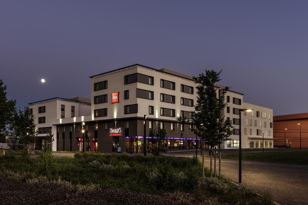Ibis Hotel Saint Quentin en Yvelines Vélodrome Montigny-le-Bretonneux Buitenkant foto