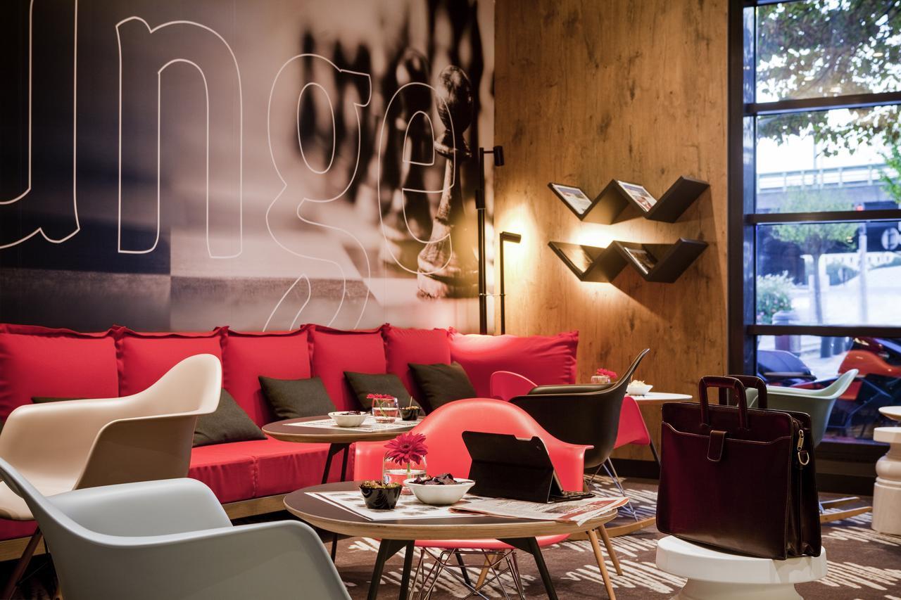 Ibis Hotel Saint Quentin en Yvelines Vélodrome Montigny-le-Bretonneux Buitenkant foto