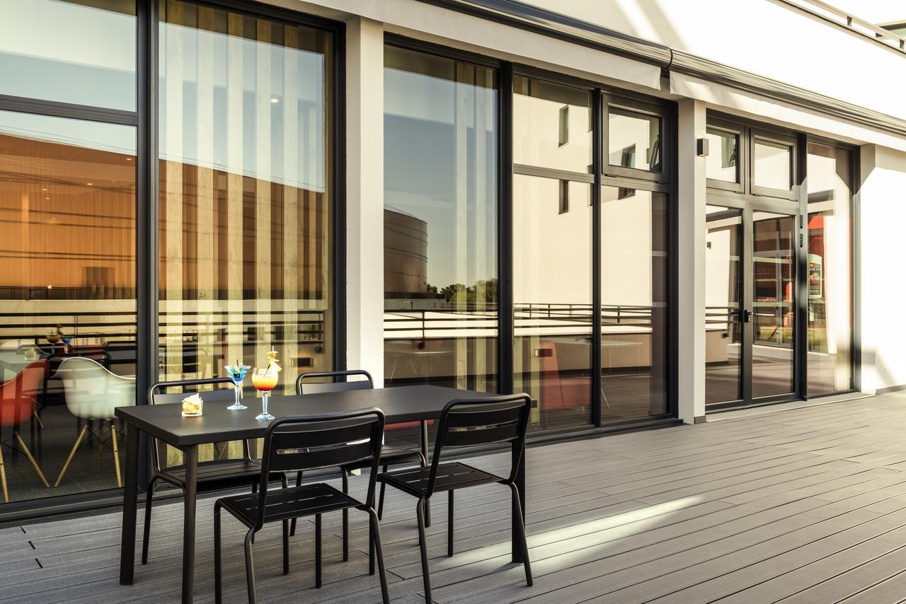 Ibis Hotel Saint Quentin en Yvelines Vélodrome Montigny-le-Bretonneux Buitenkant foto