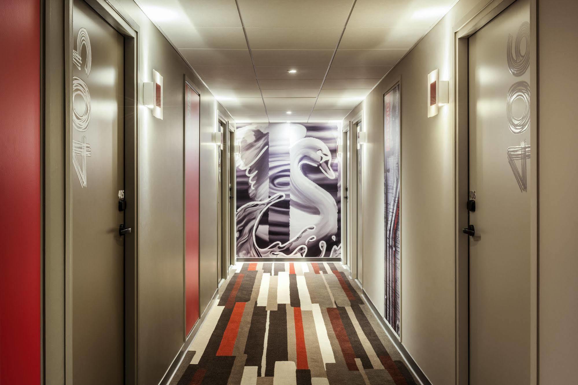 Ibis Hotel Saint Quentin en Yvelines Vélodrome Montigny-le-Bretonneux Buitenkant foto